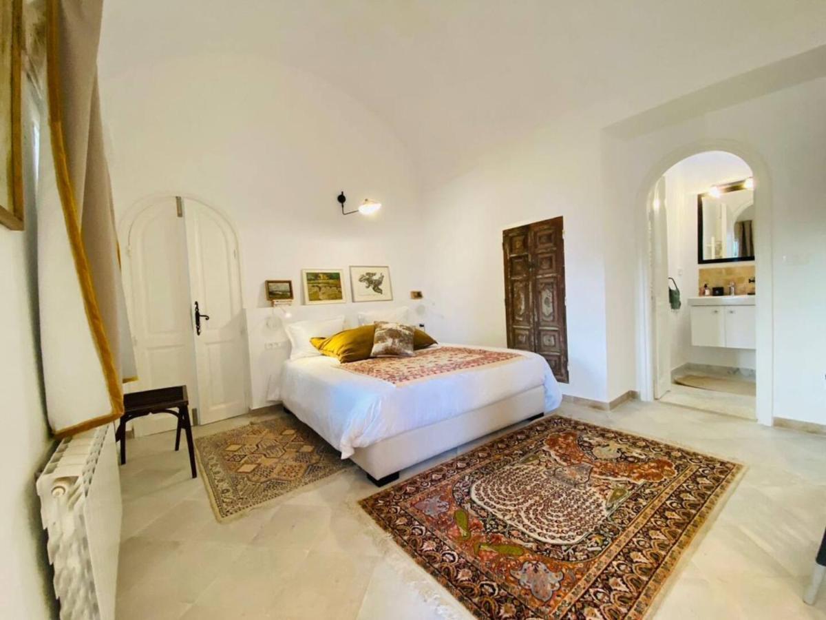 Lella Zohra, Studio Avec Piscine A Sidi Bou Said Bed and Breakfast Esterno foto