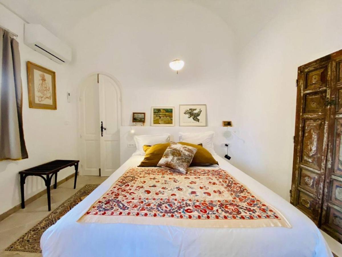 Lella Zohra, Studio Avec Piscine A Sidi Bou Said Bed and Breakfast Esterno foto