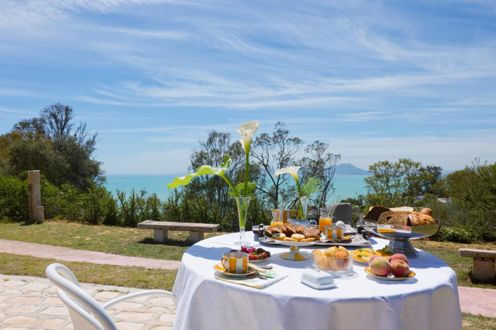 Lella Zohra, Studio Avec Piscine A Sidi Bou Said Bed and Breakfast Esterno foto